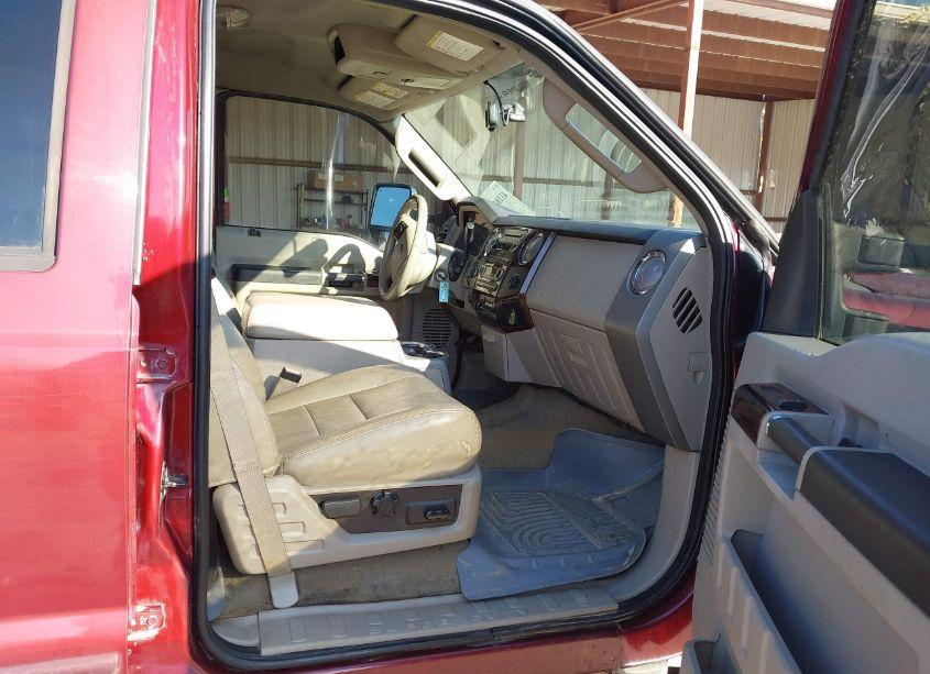 Photo 5 of 2008 Ford F-250 FX4/HARLEY-DAVIDSON/KING RANCH/LARIAT/XL/XLT (VIN 1FTSW21R28EA38117)