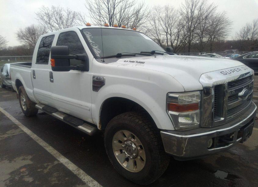 2008 Ford F-250 LARIAT (VIN 1FTSW21R38EA77198) main photo