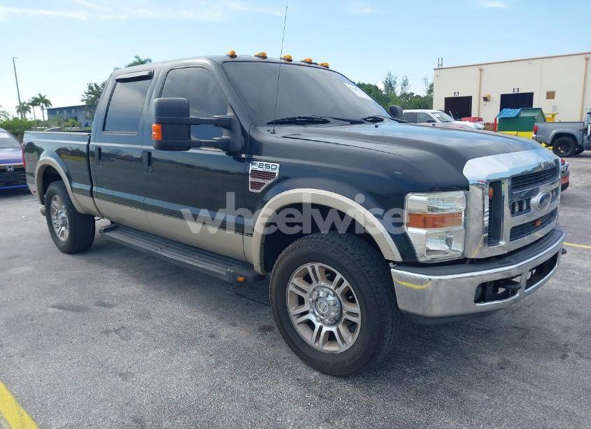 2008 Ford F-250 FX4/HARLEY-DAVIDSON/KING RANCH/LARIAT/XL/XLT (VIN 1FTSW21R48EA97993) main photo