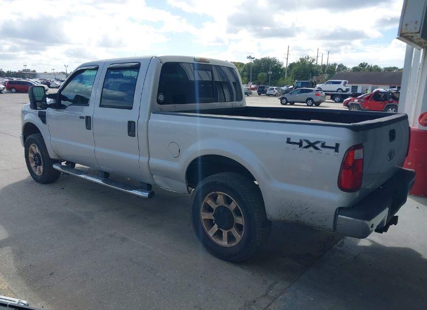 Photo 3 of 2008 Ford F-250 FX4/HARLEY-DAVIDSON/KING RANCH/LARIAT/XL/XLT (VIN 1FTSW21R58EB02313)