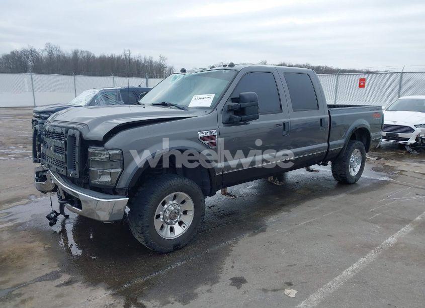 Photo 2 of 2008 Ford F-250 FX4/HARLEY-DAVIDSON/KING RANCH/LARIAT/XL/XLT (VIN 1FTSW21R68EB16513)
