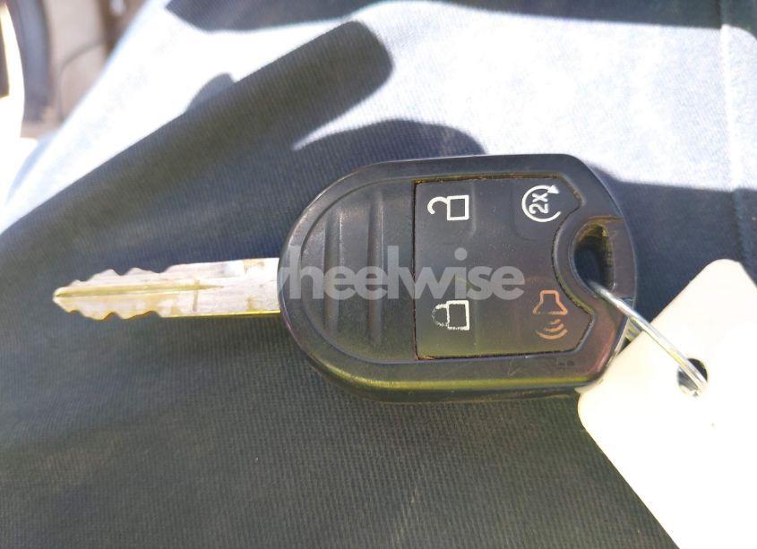 Photo 11 of 2009 Ford F-250 FX4/HARLEY-DAVIDSON/KING RANCH/LARIAT/XL/XLT (VIN 1FTSW21R69EA58131)