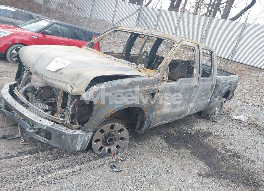 Photo 2 of 2008 Ford F-250 FX4/HARLEY-DAVIDSON/KING RANCH/LARIAT/XL/XLT (VIN 1FTSW21R78EC10917)