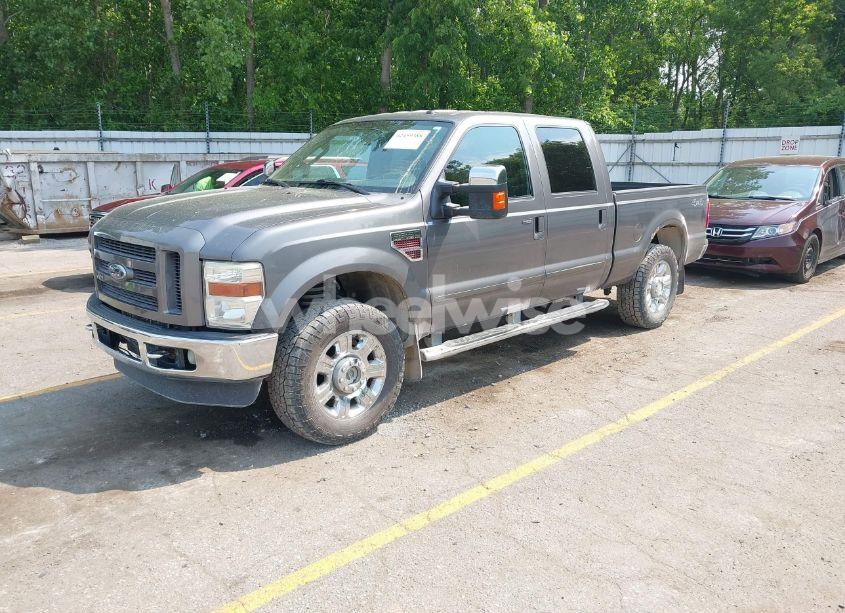 Photo 2 of 2009 Ford F-250 FX4/HARLEY-DAVIDSON/KING RANCH/LARIAT/XL/XLT (VIN 1FTSW21R79EA80400)