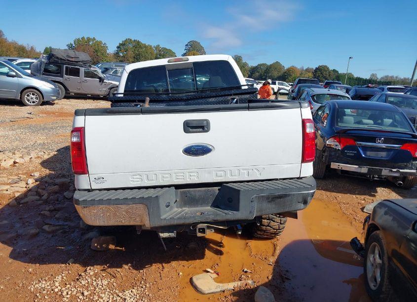 Photo 16 of 2008 Ford F-250 FX4/HARLEY-DAVIDSON/KING RANCH/LARIAT/XL/XLT (VIN 1FTSW21R88EB04458)