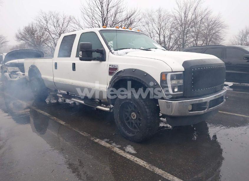 2008 Ford F-250 FX4/HARLEY-DAVIDSON/KING RANCH/LARIAT/XL/XLT (VIN 1FTSW21R88EC69300) main photo