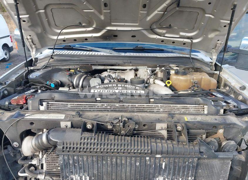 Photo 10 of 2008 Ford F-250 LARIAT (VIN 1FTSW21R98EC18369)