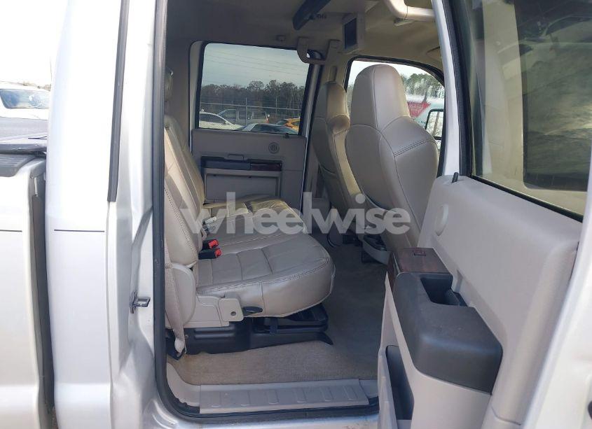 Photo 8 of 2008 Ford F-250 LARIAT (VIN 1FTSW21R98EC18369)