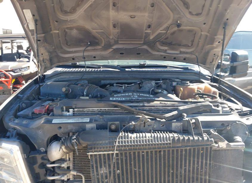 Photo 10 of 2008 Ford F-250 FX4/HARLEY-DAVIDSON/KING RANCH/LARIAT/XL/XLT (VIN 1FTSW21R98ED01168)