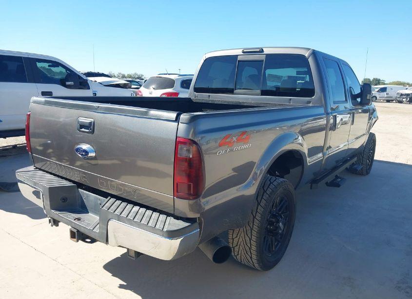 Photo 4 of 2008 Ford F-250 FX4/HARLEY-DAVIDSON/KING RANCH/LARIAT/XL/XLT (VIN 1FTSW21R98ED01168)