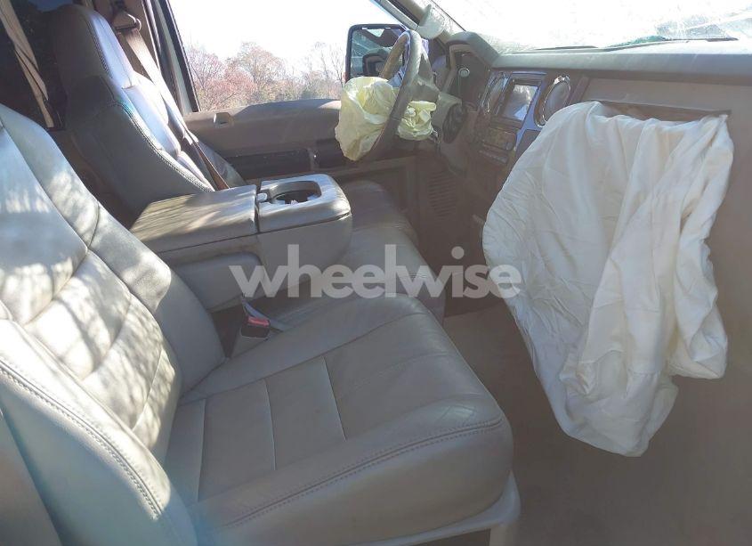 Photo 5 of 2008 Ford F-250 LARIAT (VIN 1FTSW21R98ED83113)