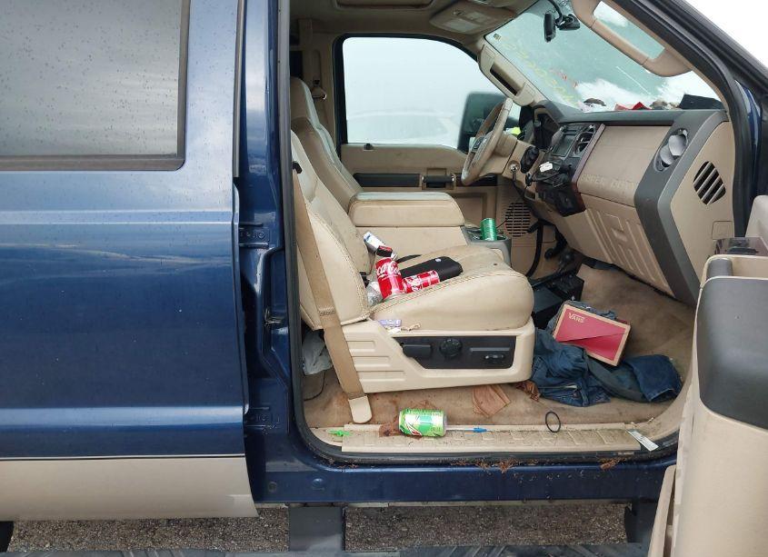 Photo 5 of 2008 Ford F-250 FX4/HARLEY-DAVIDSON/KING RANCH/LARIAT/XL/XLT (VIN 1FTSW21RX8EB42824)