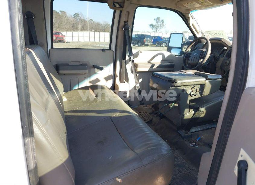 Photo 8 of 2009 Ford F-250 FX4/HARLEY-DAVIDSON/KING RANCH/LARIAT/XL/XLT (VIN 1FTSW21Y59EB30556)