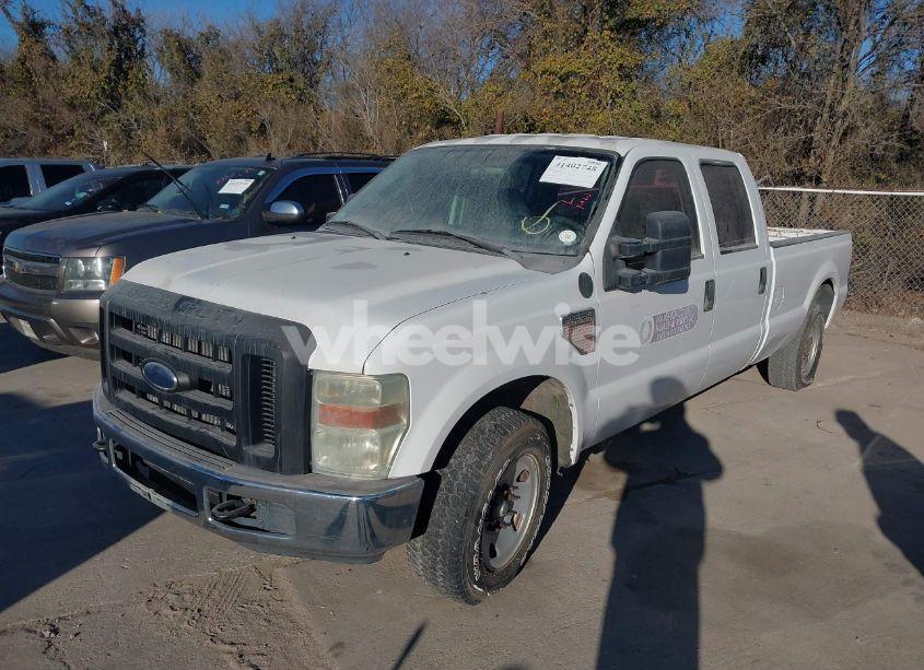 Photo 2 of 2010 Ford F-250 KING RANCH/LARIAT/XL/XLT (VIN 1FTSW2AR8AEB41371)