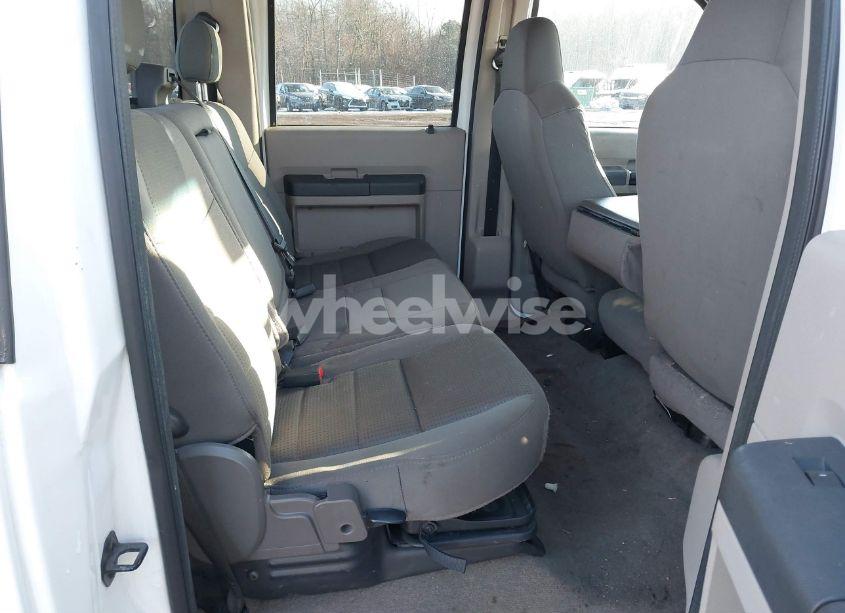 Photo 8 of 2010 Ford F-250 CABELA'S/KING RANCH/LARIAT/XL/XLT (VIN 1FTSW2B51AEA18636)