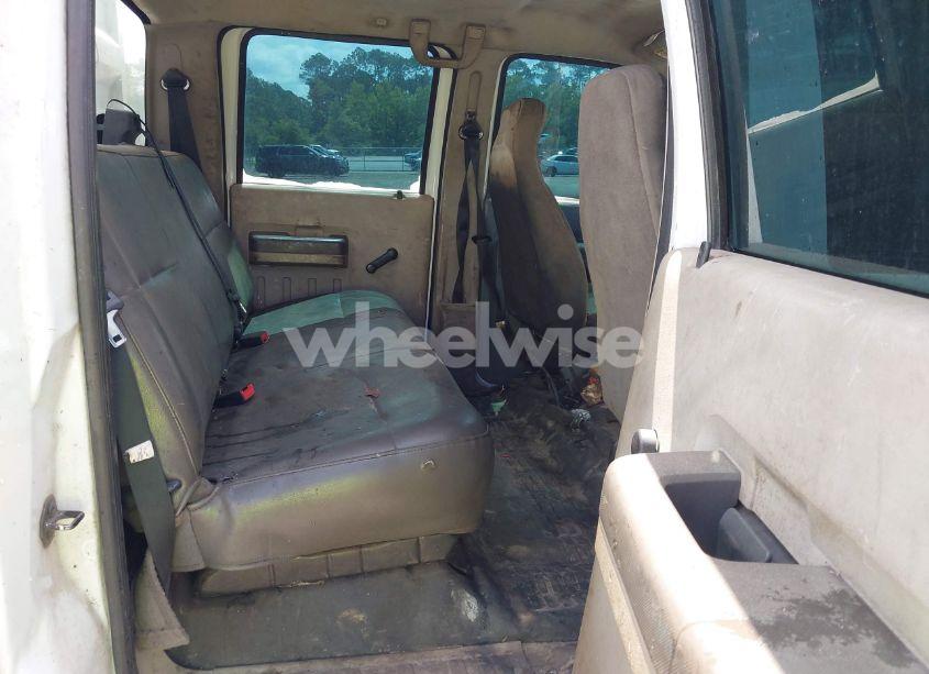 Photo 8 of 2010 Ford F-250 XL (VIN 1FTSW2B54AEA84050)