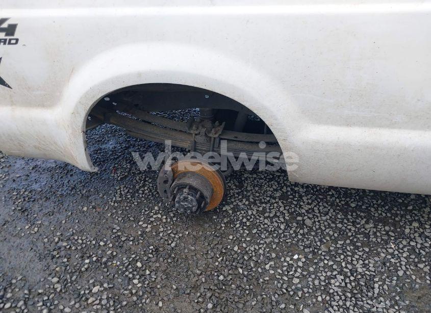 Photo 17 of 2010 Ford F-250 CABELA'S/HARLEY-DAVIDSON/KING RANCH/LARIAT/XL/XLT (VIN 1FTSW2BR1AEB38259)