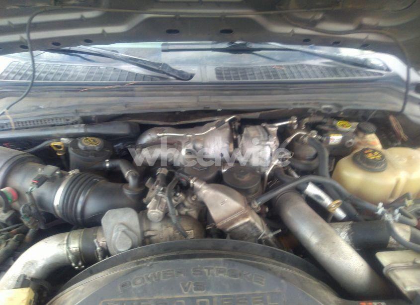 Photo 10 of 2010 Ford F-250 CABELA'S/HARLEY-DAVIDSON/KING RANCH/LARIAT/XL/XLT (VIN 1FTSW2BR2AEA61210)