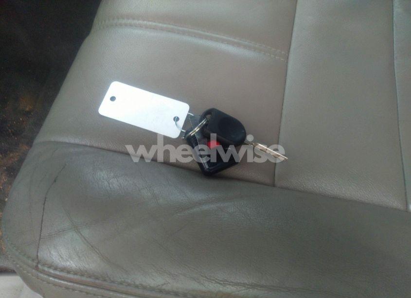 Photo 11 of 2010 Ford F-250 CABELA'S/HARLEY-DAVIDSON/KING RANCH/LARIAT/XL/XLT (VIN 1FTSW2BR2AEA61210)