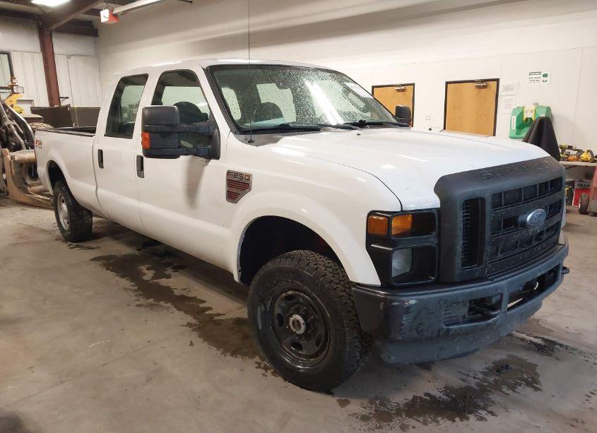 2010 Ford F-250 CABELA'S/HARLEY-DAVIDSON/KING RANCH/LARIAT/XL/XLT (VIN 1FTSW2BR7AEB26021) main photo