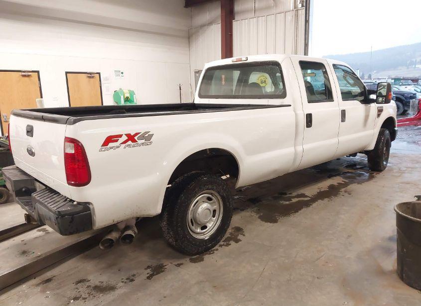 Photo 4 of 2010 Ford F-250 CABELA'S/HARLEY-DAVIDSON/KING RANCH/LARIAT/XL/XLT (VIN 1FTSW2BR7AEB26021)