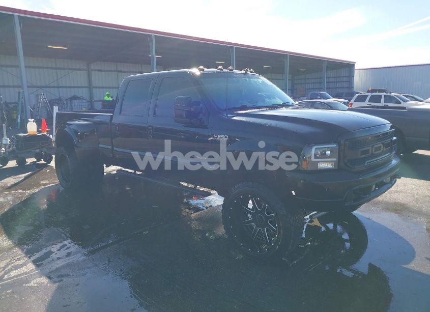 2001 Ford F-350 LARIAT/XL/XLT (VIN 1FTSW30L11EA86944) main photo