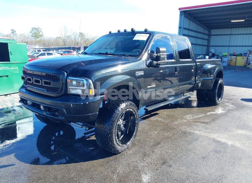 Photo 2 of 2001 Ford F-350 LARIAT/XL/XLT (VIN 1FTSW30L11EA86944)