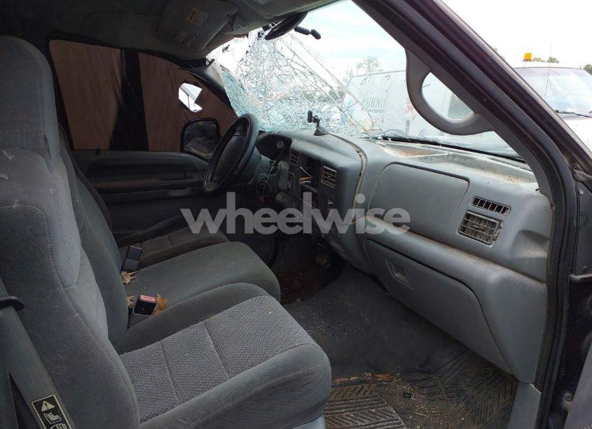 Photo 5 of 2002 Ford Super DUTY F-350 SRW LARIAT/XL/XLT (VIN 1FTSW31F02EB68416)