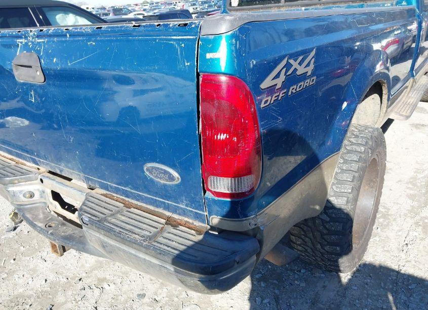 Photo 14 of 2000 Ford F-350 LARIAT/XL/XLT (VIN 1FTSW31F3YEA57707)