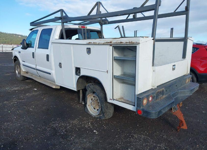 Photo 3 of 2000 Ford F-350 LARIAT/XL/XLT (VIN 1FTSW31FXYEB49381)