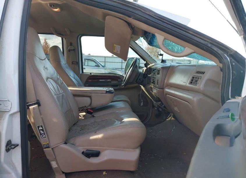 Photo 5 of 2000 Ford F-350 LARIAT/XL/XLT (VIN 1FTSW31FXYEB49381)