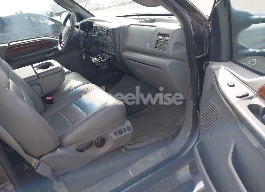 Photo 5 of 2003 Ford F-350 LARIAT/XL/XLT (VIN 1FTSW31P03EB40755)