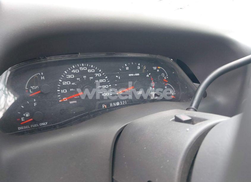 Photo 7 of 2004 Ford F-350 LARIAT/XL/XLT (VIN 1FTSW31P24EC57383)