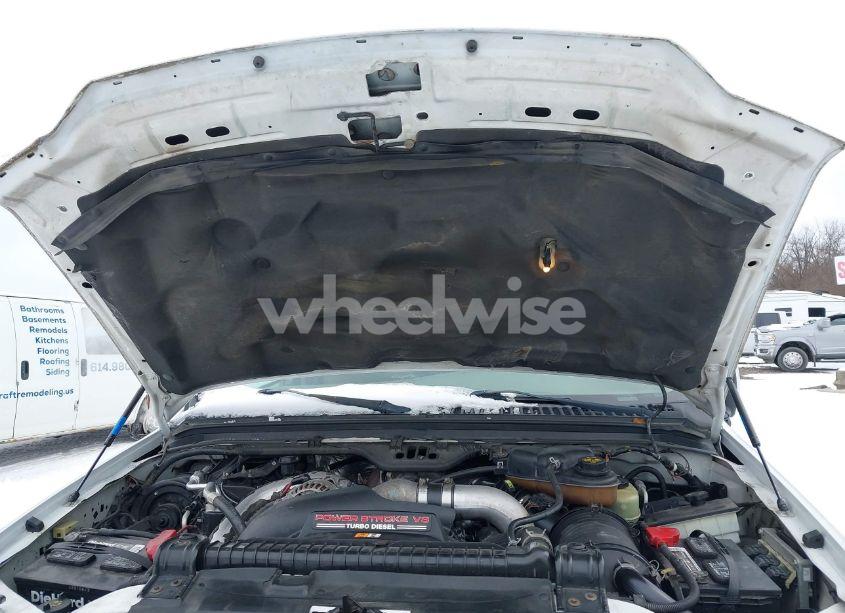 Photo 10 of 2003 Ford F-350 LARIAT/XL/XLT (VIN 1FTSW31P53EB81995)