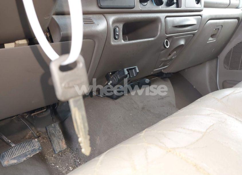 Photo 11 of 2003 Ford F-350 LARIAT/XL/XLT (VIN 1FTSW31PX3ED76815)