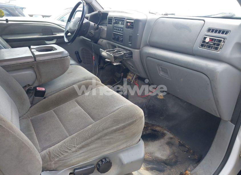 Photo 5 of 2003 Ford F-350 LARIAT/XL/XLT (VIN 1FTSW31S03ED59994)