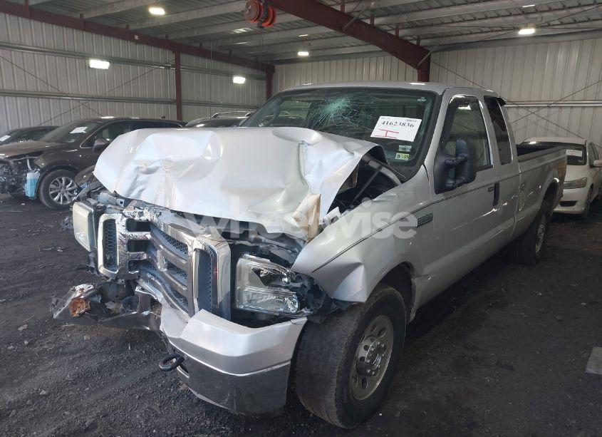 Photo 2 of 2006 Ford F-250 LARIAT/XL/XLT (VIN 1FTSX20516EA17199)