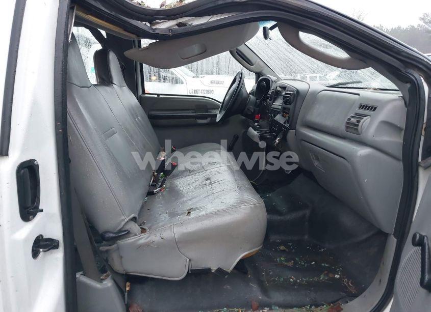 Photo 5 of 2006 Ford F-250 LARIAT/XL/XLT (VIN 1FTSX20596EB76276)