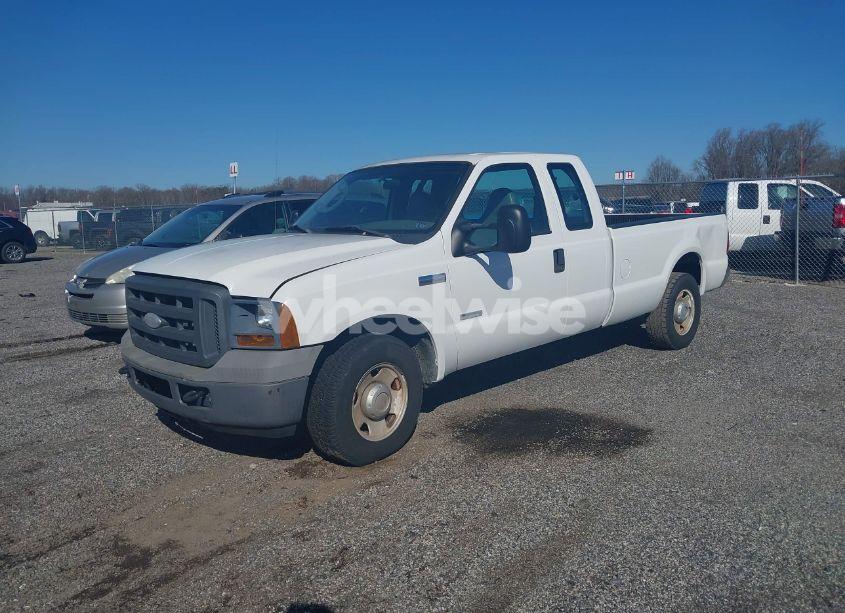 Photo 2 of 2005 Ford F-250 LARIAT/XL/XLT (VIN 1FTSX20P35EB15506)