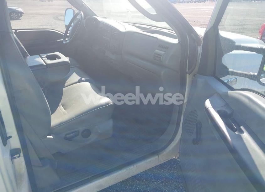 Photo 5 of 2005 Ford F-250 LARIAT/XL/XLT (VIN 1FTSX20P35EB15506)