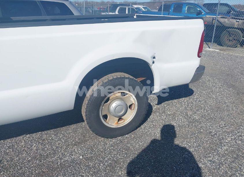 Photo 6 of 2005 Ford F-250 LARIAT/XL/XLT (VIN 1FTSX20P35EB15506)