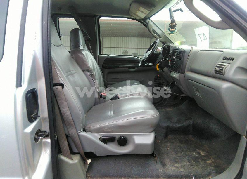 Photo 5 of 2006 Ford F-250 LARIAT/XL/XLT (VIN 1FTSX20P36EC24744)