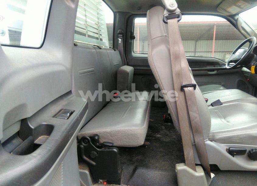 Photo 8 of 2006 Ford F-250 LARIAT/XL/XLT (VIN 1FTSX20P36EC24744)