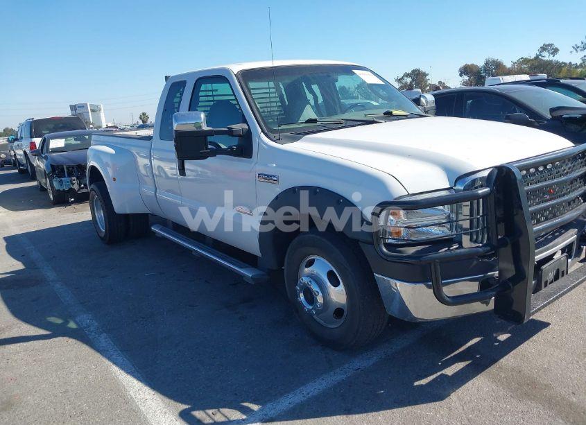 2007 Ford F-250 LARIAT/XL/XLT (VIN 1FTSX20P77EA67625) main photo