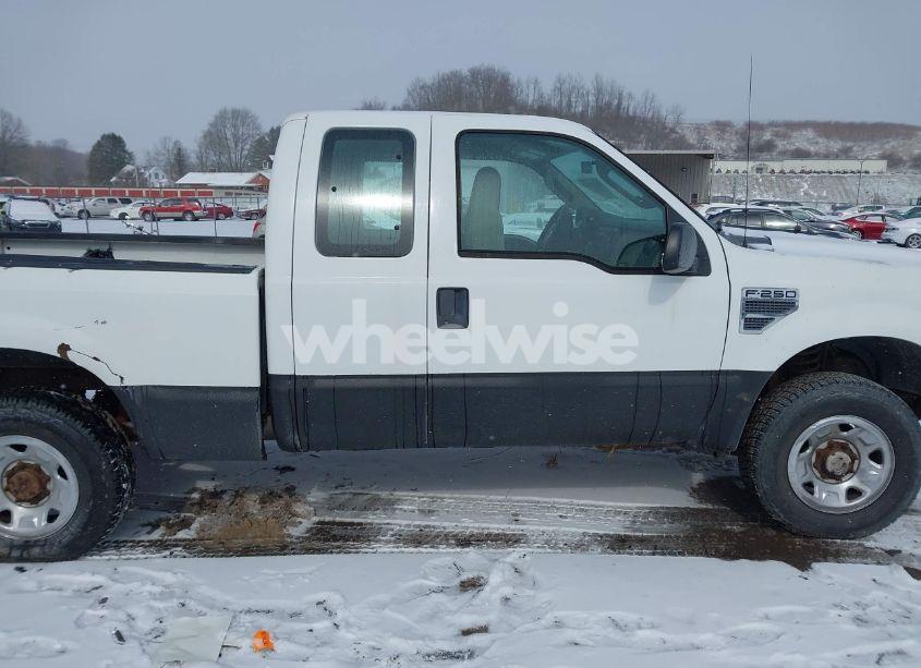 Photo 13 of 2008 Ford F-250 FX4/LARIAT/XL/XLT (VIN 1FTSX21598EC82566)