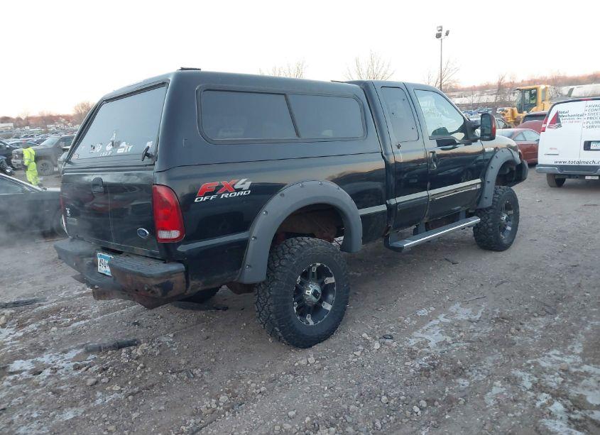 Photo 4 of 2005 Ford F-250 LARIAT/XL/XLT (VIN 1FTSX215X5EC30455)