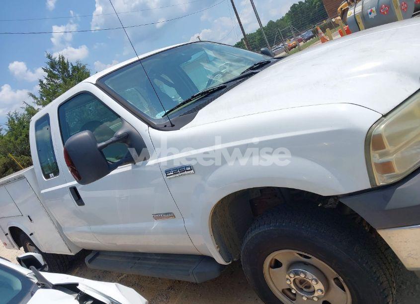 Photo 13 of 2007 Ford F-250 LARIAT/XL/XLT (VIN 1FTSX21P27EA15687)