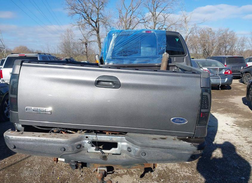 Photo 16 of 2006 Ford F-250 LARIAT/XL/XLT (VIN 1FTSX21P56EB08685)