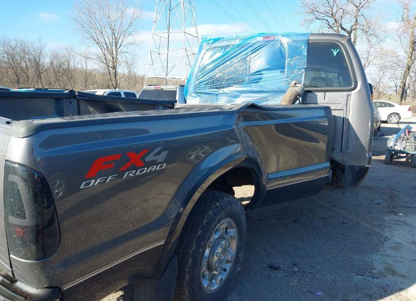 Photo 17 of 2006 Ford F-250 LARIAT/XL/XLT (VIN 1FTSX21P56EB08685)
