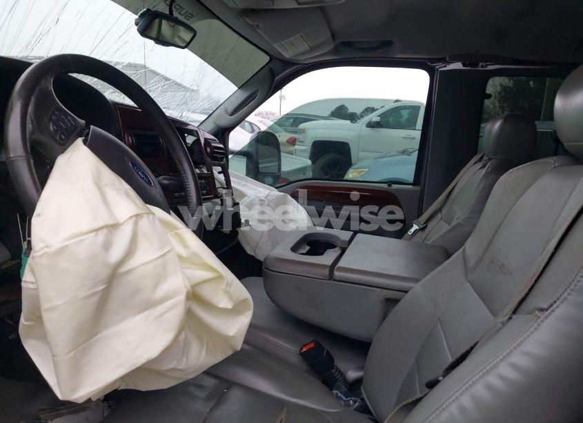 Photo 5 of 2006 Ford F-250 LARIAT/XL/XLT (VIN 1FTSX21P66EC51600)